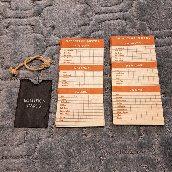 VINTAGE CLUE BOARD GAME 1956 REPLACEMENT PARTS ROPE ENVELOPE NOTE PADS RARE HTF - Picture 1 of 5